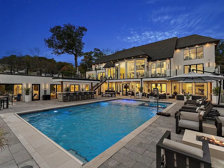 Lake Minnetonka Luxury Home